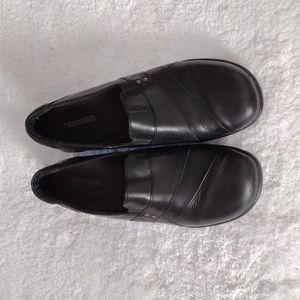 Clark's Black Slip-on Comfort Collection May Marigold 9M